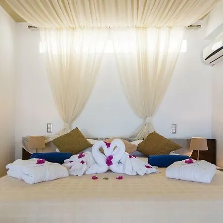 Antinea And 4* Kamari (Santorini)